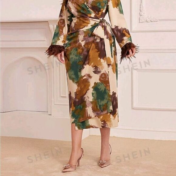 Plus Size Elegant Dress 1X - Picture 5 of 7